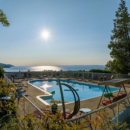 Auberge Des Falaises La Malbaie Εξωτερικό φωτογραφία